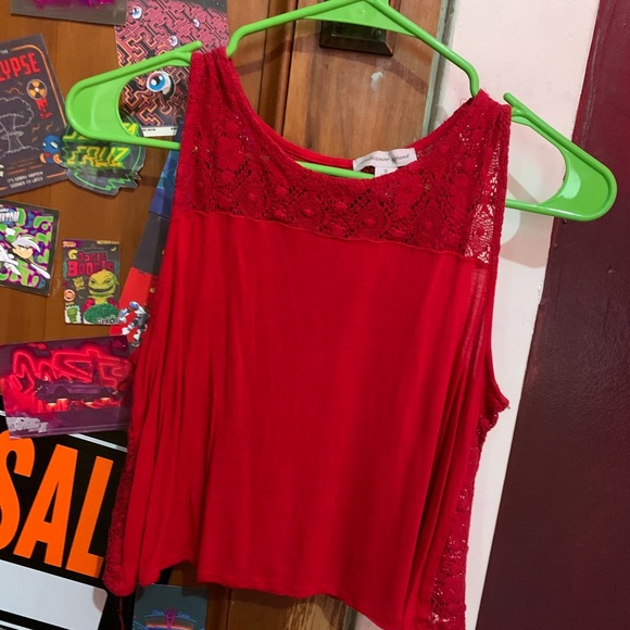 Tops - red crop tank